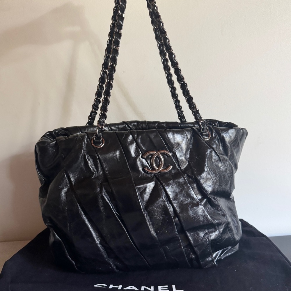 Chanel CC Glazed Twisted Tote/ Shoulder Bag - Picture 3 of 13